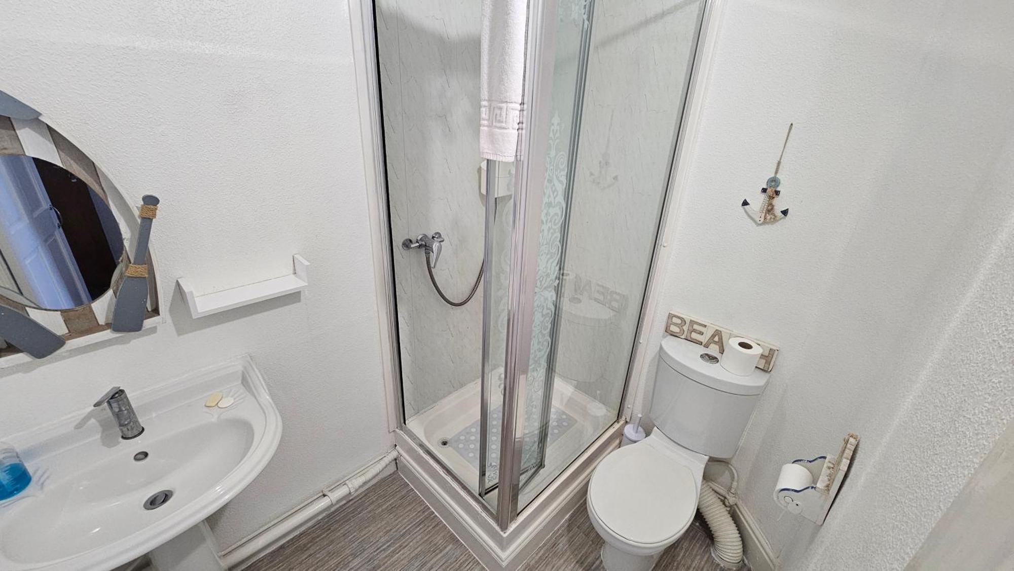 בלקפול Bowies Lodge מראה חיצוני תמונה